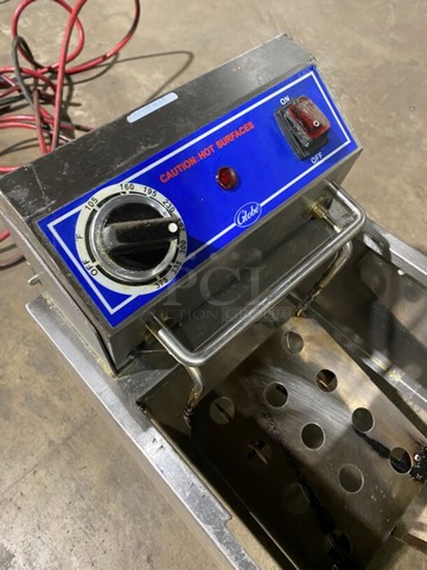 Globe Countertop Electric Powered Deep Fat Fryer! With Backsplash! All Stainless Steel! On Legs! Model: PF10E 120V - Image 6 of 8