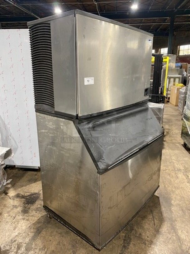 Manitowoc Commercial Ice Maker Machine! With Commercial Ice Bin! All Stainless Steel! On Legs! Model: ID1802A261 SN: 1101196674 208/230V 60HZ 1 Phase! Not Working! - Image 2 of 7