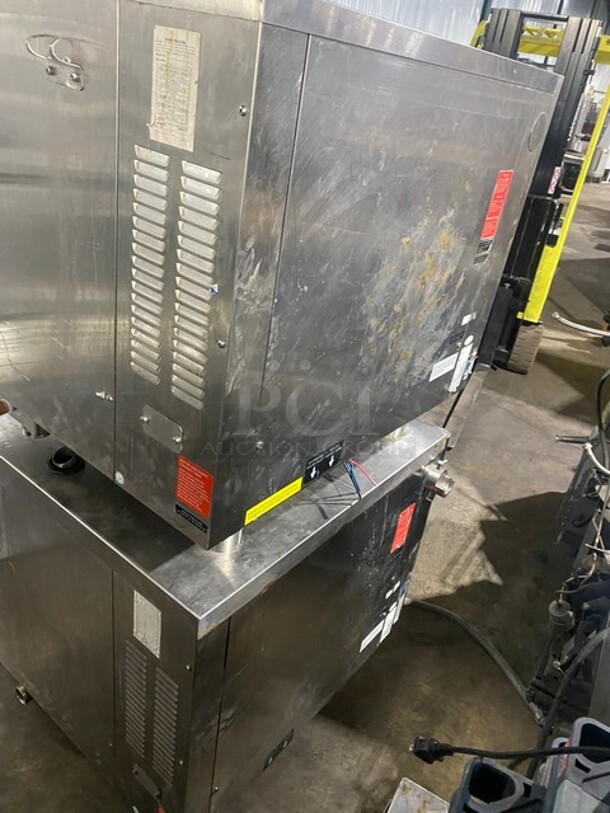 Alto Shaam Commercial Combitherm Convection Oven! All Stainless Steel! On Legs! MODEL 610ESIN SN:530099000 208-240V 3PH! 2 X Your Bid Makes One Unit!  - Image 4 of 12