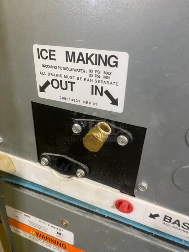 Nice! Late Model! 2019 Manitowoc Commercial AIR COOLED Ice Maker! On Ice Bin! All Stainless Steel! 115V 1 Phase! Model IYT0450A161 Serial 1120525005!  - Image 5 of 9