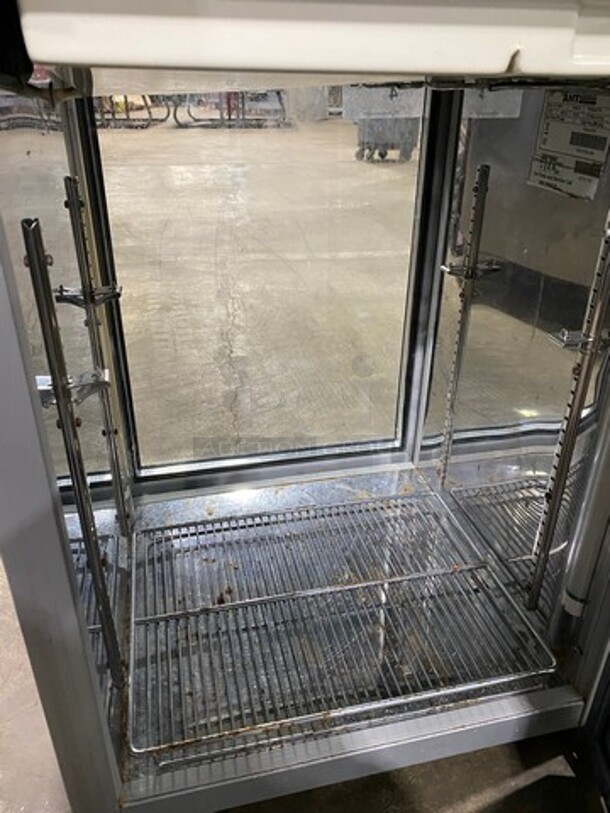 AHT Countertop Mini Fridge! With Metal Rack! With View Through Door! Model: CT100P SN: A0761799 115V - Image 5 of 8