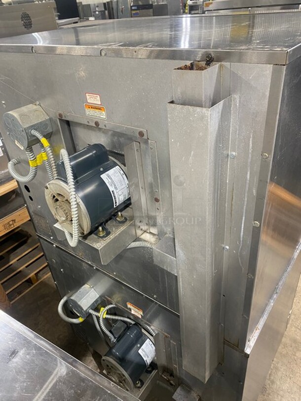 2 Vulcan VC4ED Stainless Steel Commercial Electric Powered Full Size Convection Ovens w/ View Through Doors! Metal Oven Racks and Thermostatic Controls! MODEL VC4ED SN:541041048 3/1 PH  208 Volts 2X Your Bid! Makes One Unit!  - Image 3 of 11