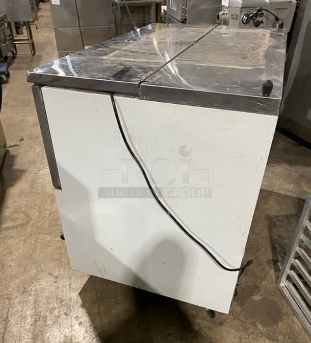 Avantco Stainless Steel Commercial Milk Cooler! On Casters! MODEL 178MC49HC 115V  - Image 3 of 7