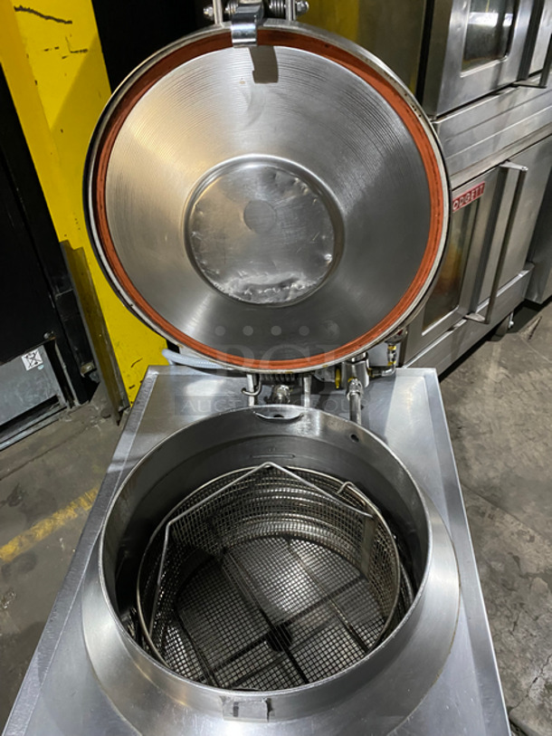 Commercial Electric Powered BKI Pressure Fryer! With Frying Basket! All Stainless Steel! On Casters! Model: FKM 208V 3 Phase - Image 5 of 12