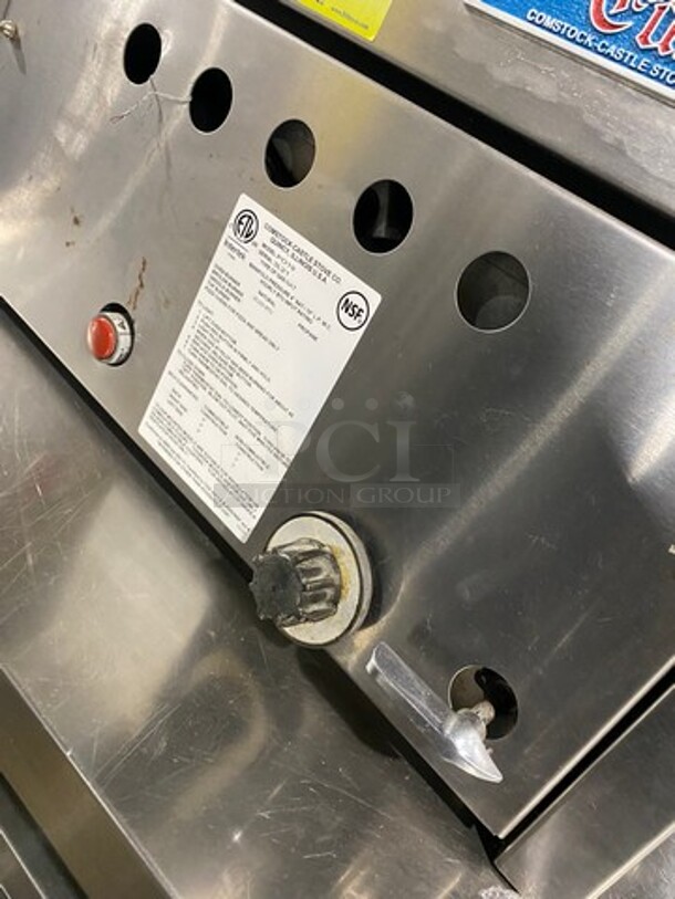 Castle Commercial Natural Gas Powered Pizza/ Baking Oven! All Stainless Steel! Model: P019 SN: 3L21 - Image 6 of 8