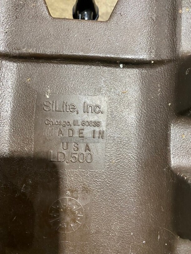 Cambro Insulated Beverage Dispenser! 2x Your Bid! - Image 8 of 8