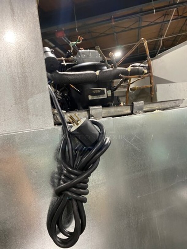 Traulsen Commercial 2 Door Reach In Refrigerator! With Poly Coated Racks! All Stainless Steel! Model: G20010 SN: T64758B04 115V 60HZ 1 Phase - Image 9 of 9