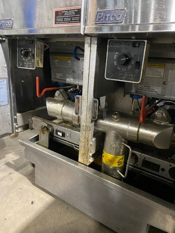 Pitco Frialator Commercial Electric Powered 2 Bay Deep Fat Fryer With Dump Station! With Oil Filter System! All Stainless Steel! On Casters! Model: SE14 SN: E10HD036879 208V 60HZ 3 Phase - Image 9 of 11