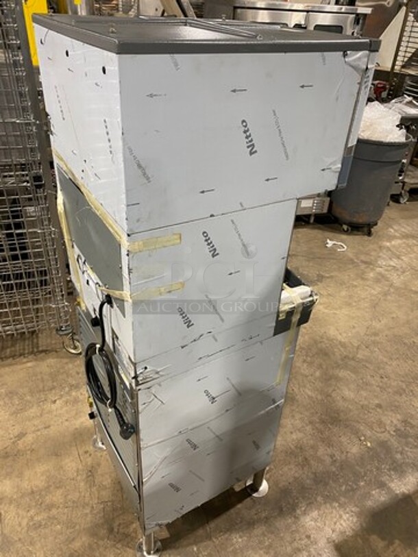 LATE MODEL! 2019 Follett Commercial Ice And Water Dispenser! All Stainless Steel! On Legs! Symphony Series Model: 25FB425W 115V 60HZ 1 Phase - Image 4 of 9