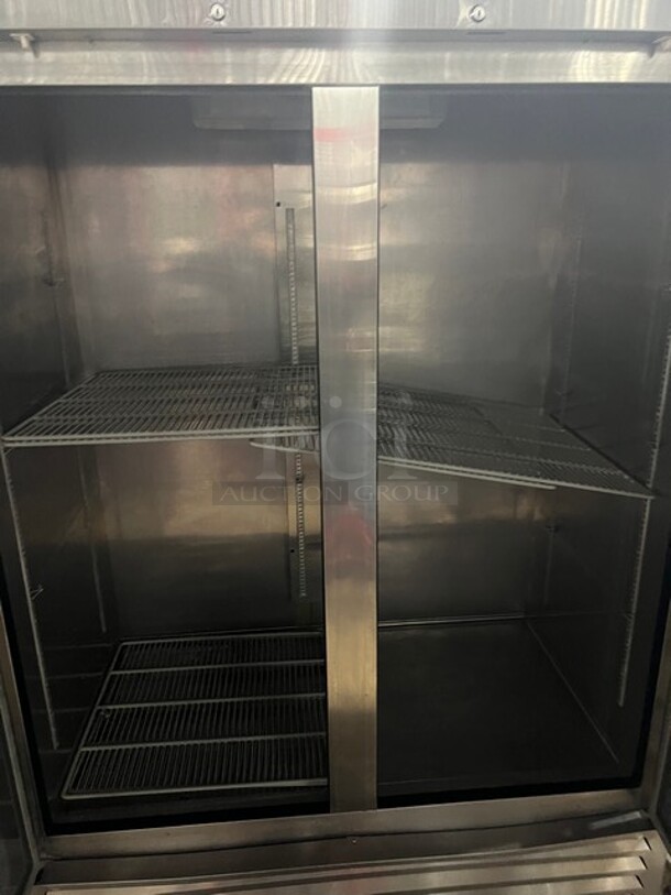 Argus Edesa Commercial 2 Door Reach In Cooler! With Poly Coated Racks! All Stainless Steel! MODEL EDRR49 SN:142260010400 115V - Image 4 of 8