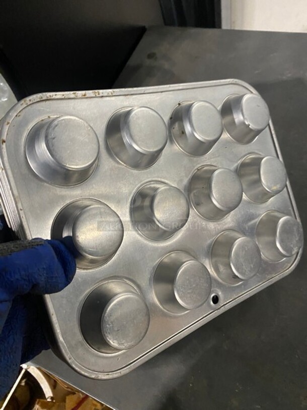 All One Money! Stainless Steel Cup Cupcake/Muffin Baking Pan! - Image 6 of 6