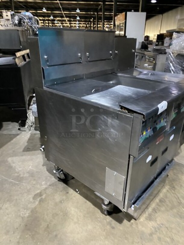 Wow! Pitco Soltice Supreme Natural Gas Powered 3 Bay Deep Fat Fryer! With Digital Control Board! With Oil Filter System! Model SS1460 Serial G13L0061464! With Night Covers! On Casters!  - Image 2 of 12