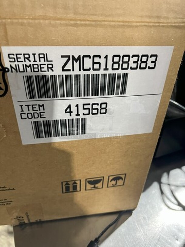 New In The Box! Big Mac Carbonator Tank! Model 41568 Serial ZMC6188383!  - Image 6 of 6