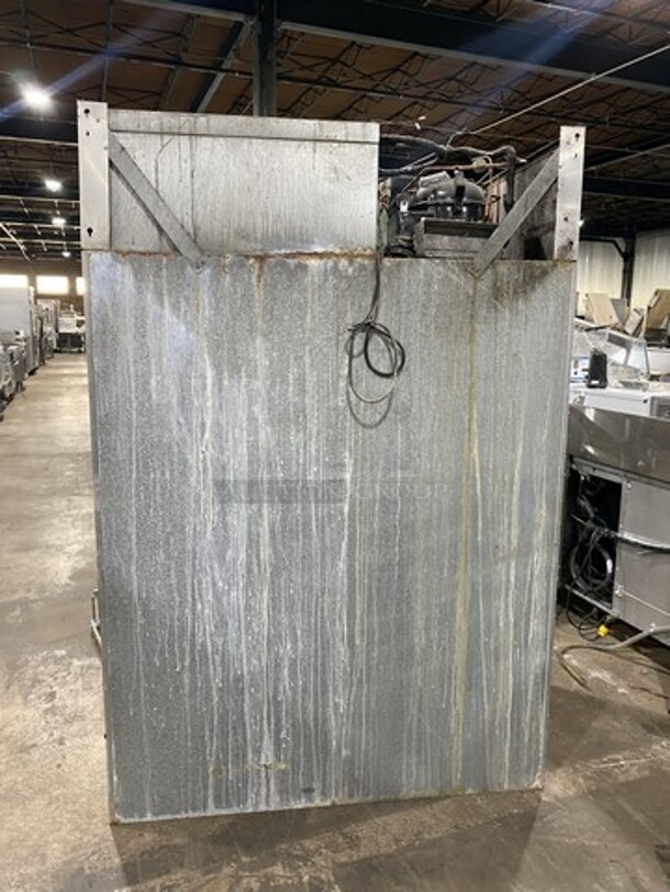 Victory VR-2 Stainless Steel Commercial 2 Door Reach In Cooler w/ Poly Coated Racks on Commercial Legs. 115 Volts, 1 Phase.  - Image 3 of 8