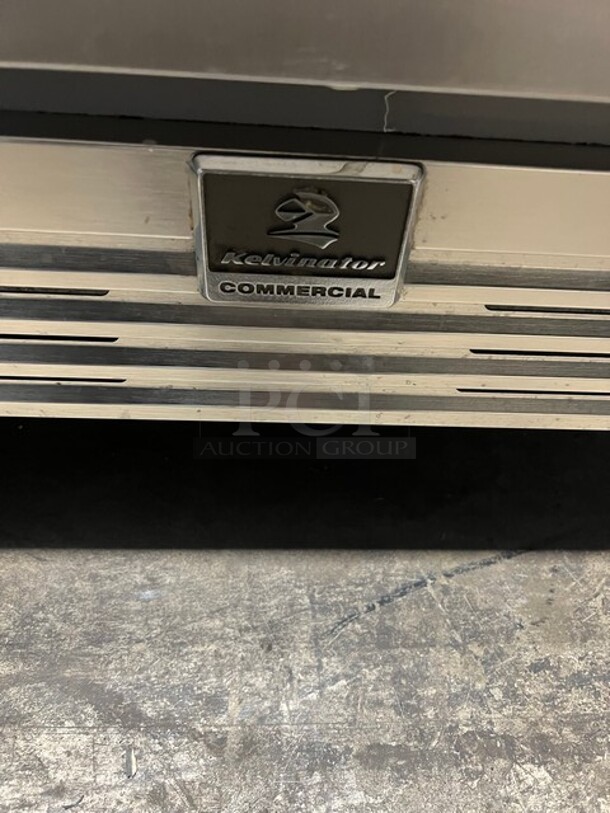 Kelvinator Commercial Single Door Reach In Cooler! Poly Coated Racks! All Stainless Steel! On Casters! Model: KCBM180RQYA SN:wa70302634 115V - Image 3 of 9