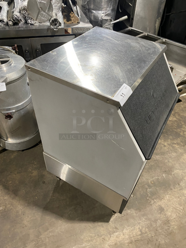 Ice-O-Matic Commercial Undercounter Ice Machine! All Stainless Steel! On Legs! Model: ICEU200HW2 SN: I31014878Z 115V 60HZ 1 Phase - Image 3 of 7