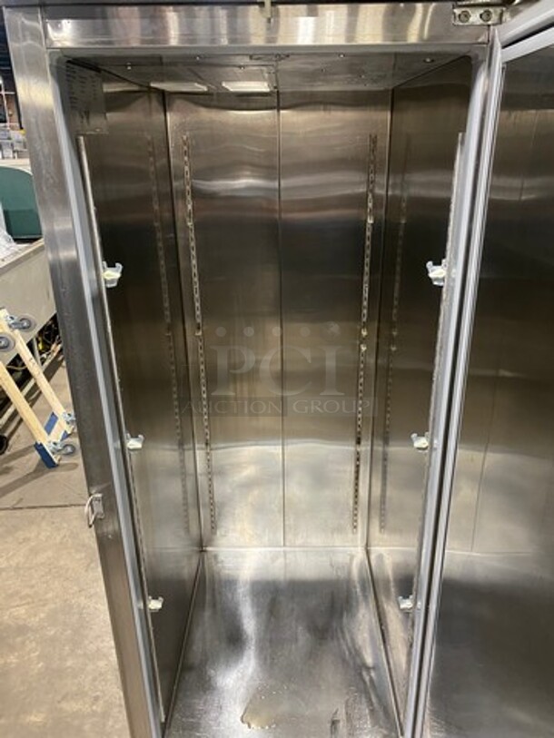 Norlake Commercial Single Door Reach In Refrigerator! All Stainless Steel! On Casters! Model: NR241SSS SN: 15041435 115V 60HZ 1 Phase - Image 5 of 9