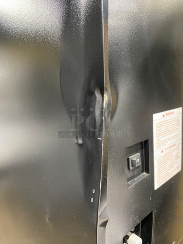 NEW! OUT OF THE BOX! SCRATCH-N-DENT! Danby Undercounter Ice Maker! Model: DIM32D1BSSPR - Image 5 of 9