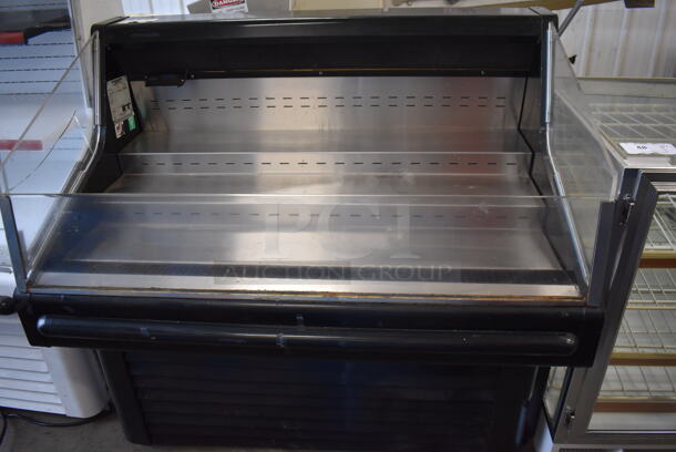 Hussmann SHM-4 Metal Commercial Floor Style Open Grab N Go Merchandiser. 115 Volts, 1 Phase. 48x31x43. Tested and Working!