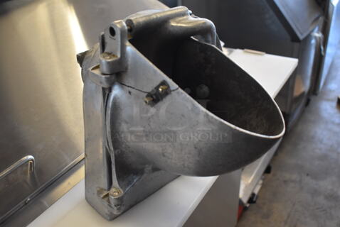 Metal Commercial Pelican Head w/ Shredding Blade