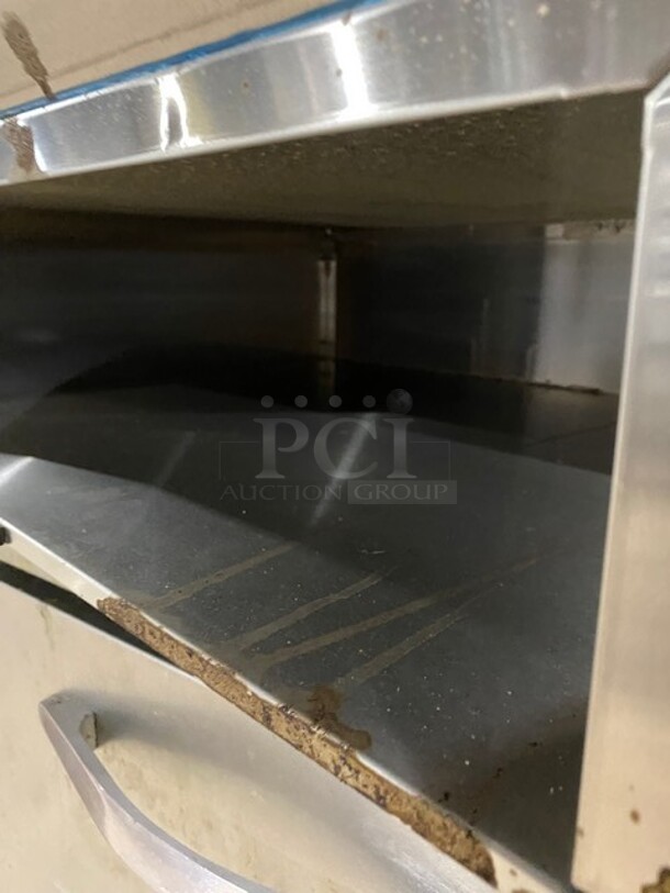 Stainless Steel Countertop Warming Drawer! - Image 5 of 9