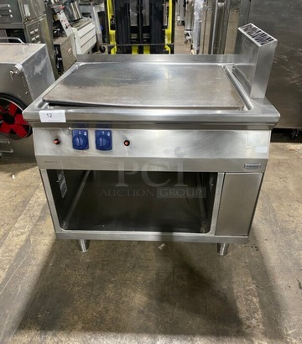 Electrolux Natural Gas Powered All Stainless Steel Plancha Flat Grill! ERMA Edition! Built On Stainless Steel Stand! On Legs! 