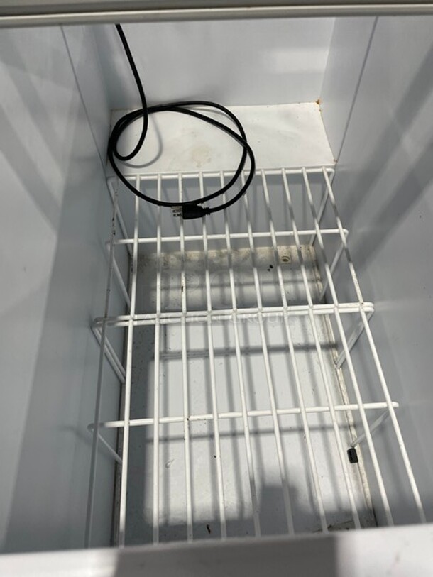 Nice! Ice Cream Chest Freezer! - Image 5 of 7