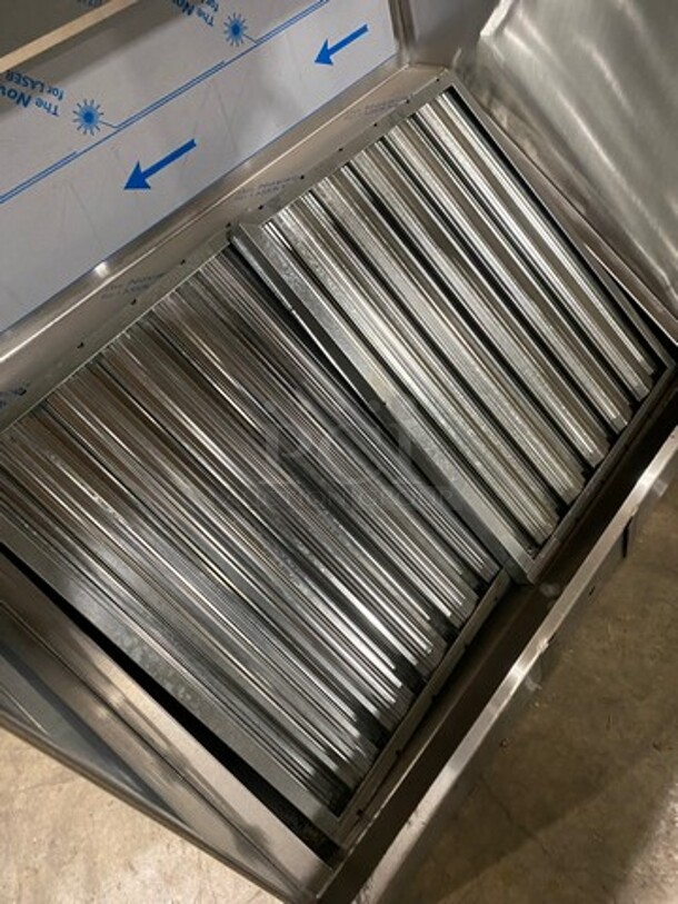 BRAND NEW! All Stainless Steel Commercial Hood System! - Image 5 of 6