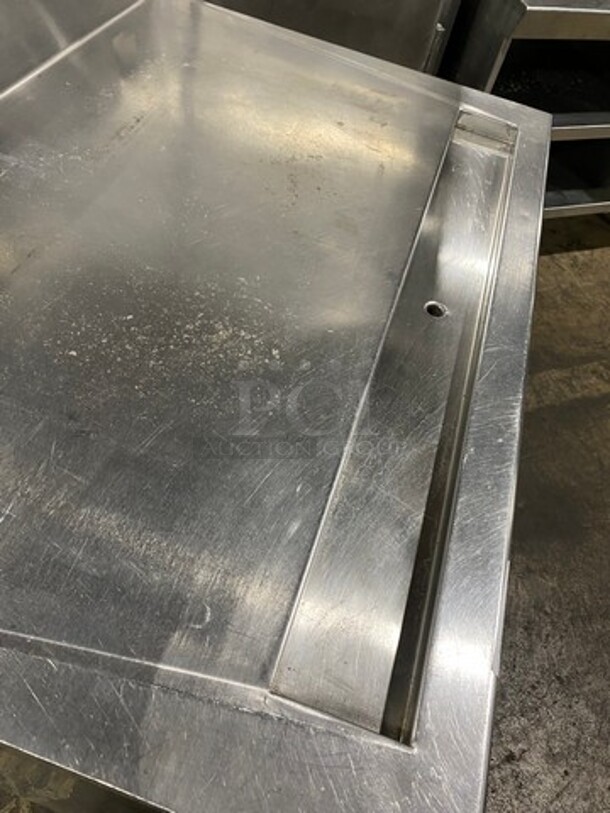 Custom Made Commercial Beverage Work Top Table/ Coffee Stand! With Back Splash! With Shelf Storage Underneath! All Stainless Steel! On Legs! - Image 5 of 6