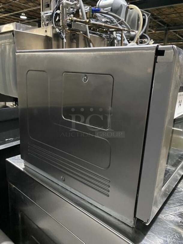 2016 Solwave Counter Top Commercial Microwave Oven! Model 180MVV1200T Serial 161101716! 120V 1 Phase!  - Image 3 of 8