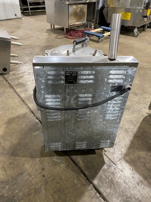 Smokaroma Commercial Electric Powered BBQ Cooker/ Smoker! All Stainless Steel! On Casters! Model: AC SN: 04539 208/240V - Image 4 of 9