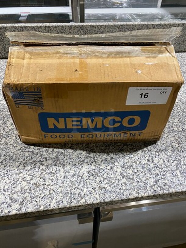 NEW! IN THE BOX! Nemco Commercial Countertop Tomato Slicer! With Commercial Cutting Board! On Small Legs!