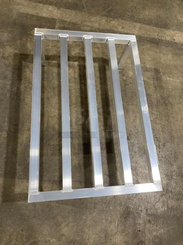 NEW! New Age Commercial Dunnage Rack! All Stainless Steel! MODEL 6TJJ0! - Image 5 of 12