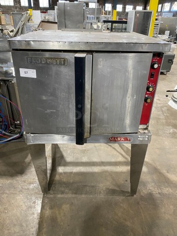 Blodgett Commercial Electric Powered Convection Oven! With Solid Doors! Metal Oven Racks! All Stainless Steel! On Legs! - Image 1 of 6