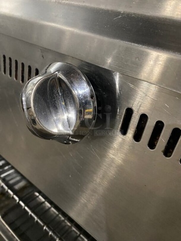 Jade Commercial Countertop Natural Gas Powered Cheese Melter! All Stainless Steel! - Image 6 of 7