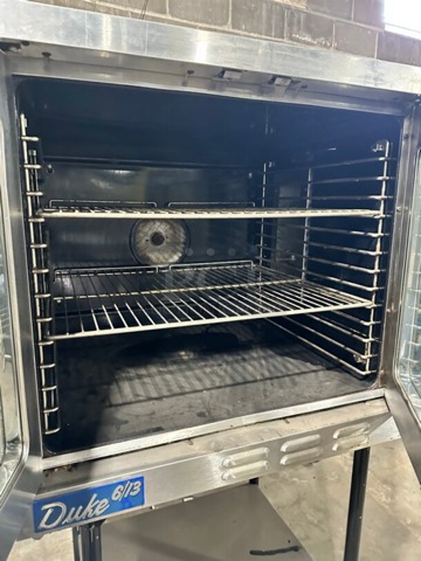 Duke Commercial Gas Powered Convection Oven! With View Through Doors! Metal Oven Racks! All Stainless Steel! On Legs! Model: 6/13 - Image 4 of 8