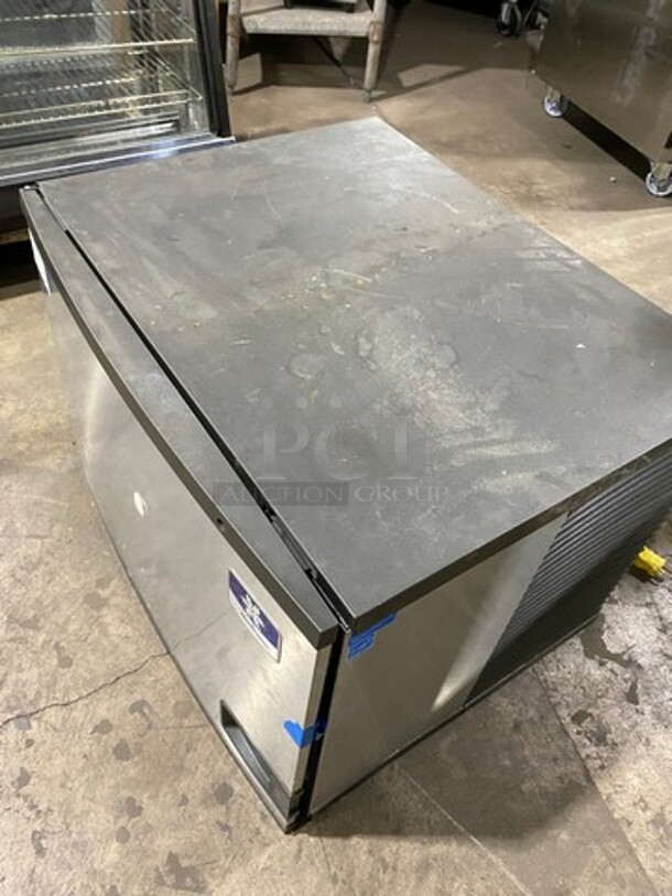 Manitowoc Commercial Ice Machine Head! Stainless Steel Body! Model: IY0454A161 SN: 1101112200 115V 60HZ 1 Phase - Image 9 of 10