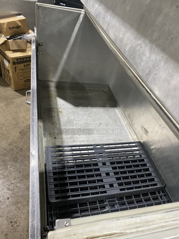 Nice! Powers Refrigerated Cream O Land Milk Cooler! On Casters! MODEL:780 SN: A050029 115V 1 PH!
 - Image 4 of 6