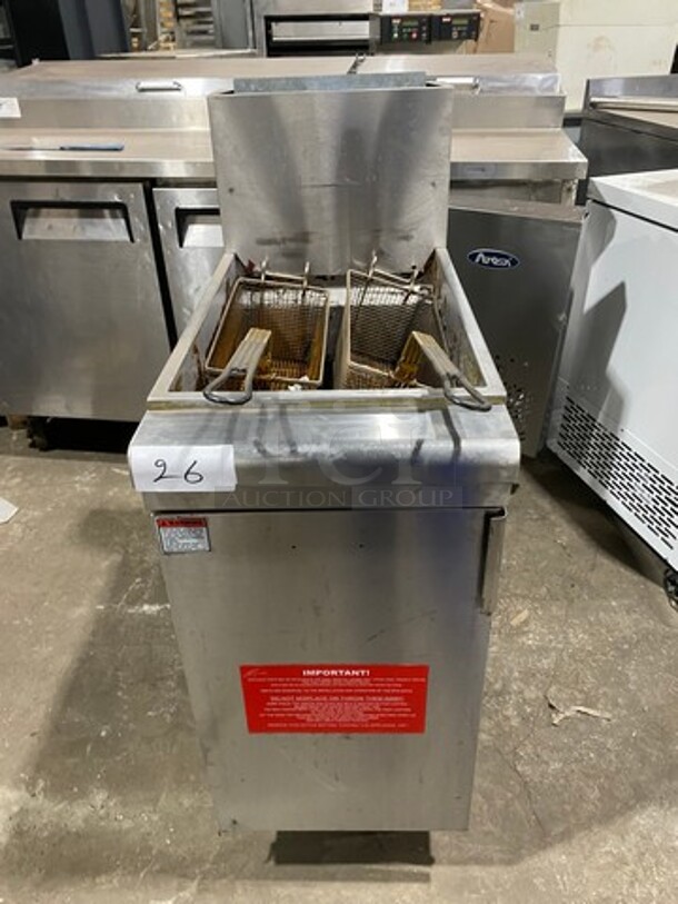 Commercial Natural Gas Powered Deep Fat Fryer! With 2 Metal Frying Baskets! All Stainless Steel! On Legs!