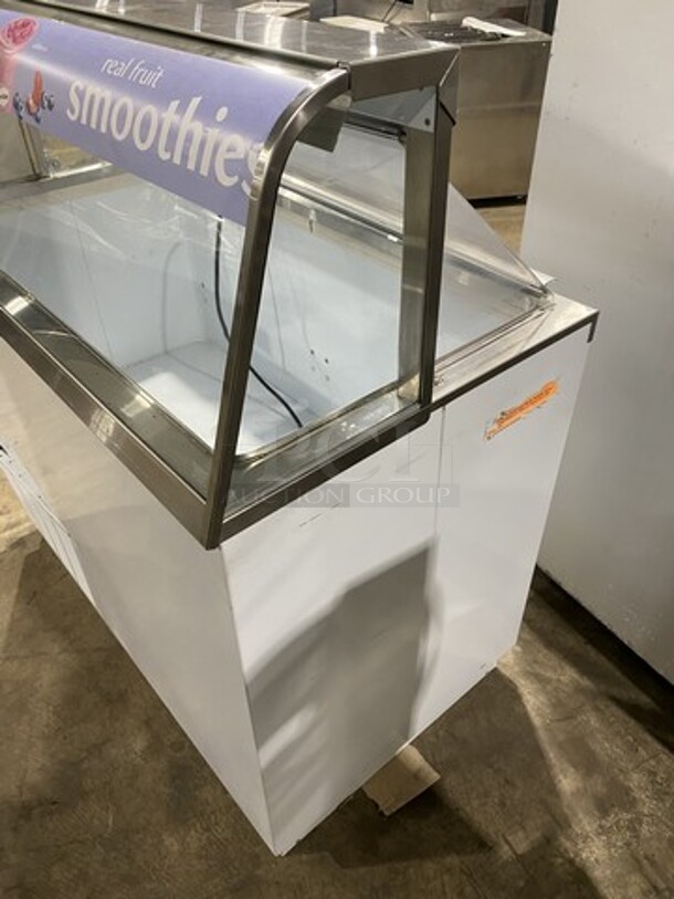 Global Refrigeration Ice Cream Dipping Cabinet! With Closing Back Lid! 115V  1Phase!  - Image 4 of 8