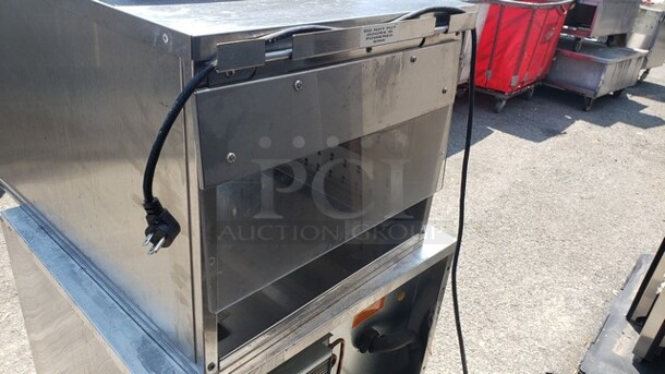 Carter-Hoffmann Heated Pass-Through Countertop Warmer! - Image 8 of 9