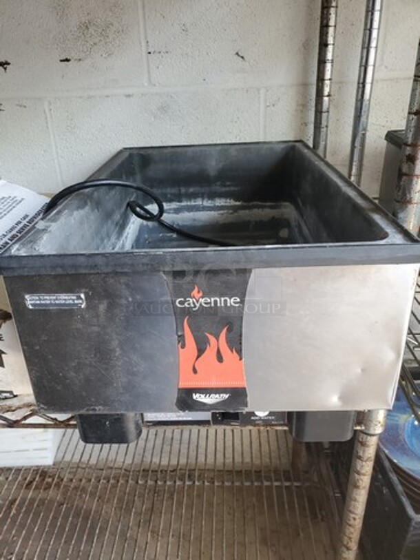 Vollrath 1001 Countertop Food Warmer-For Full Size Pan Wells|120v|AS IS - Image 1 of 4