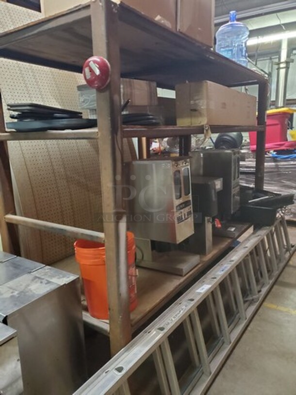 Metal Storage Rack (It must be removed by the buyer) 96X36X72 Content not included - Image 3 of 4