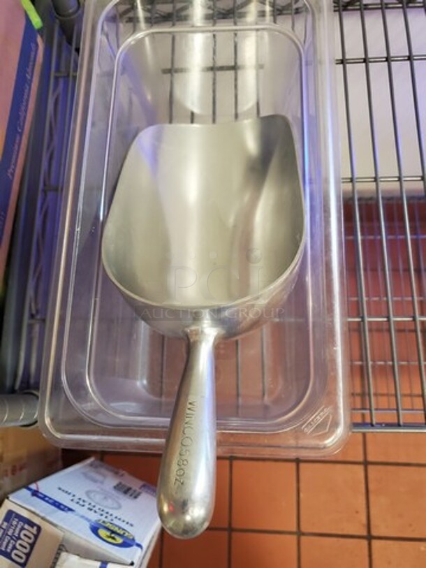 Scoop - Image 1 of 2
