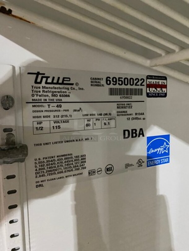 True Commercial 2 Door Reach In Cooler! Poly Coated Racks! All Stainless Steel! Model: T49 SN: 6950022 115V 60HZ 1 Phase - Image 8 of 10