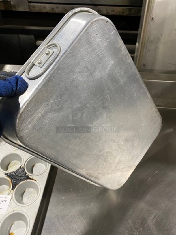 MISCELLANEOUS! Metal Cupcake/Muffin Baking Pan! And Baking/ Roasting Pan! 2x Your Bid! - Image 5 of 6