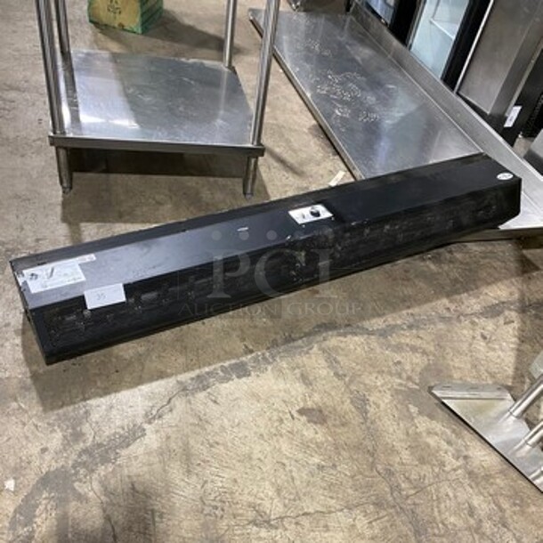 Mars Ceiling Mount Heated Air Curtain! WORKING WHEN REMOVED! 230V 60HZ 3 Phase - Image 1 of 6