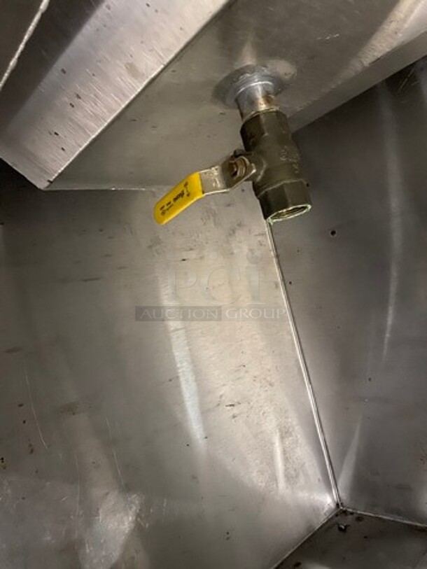 Commercial Electric Powered 3 Well Steam Table! With Storage Space Underneath! All Stainless Steel! On Legs! - Image 9 of 9