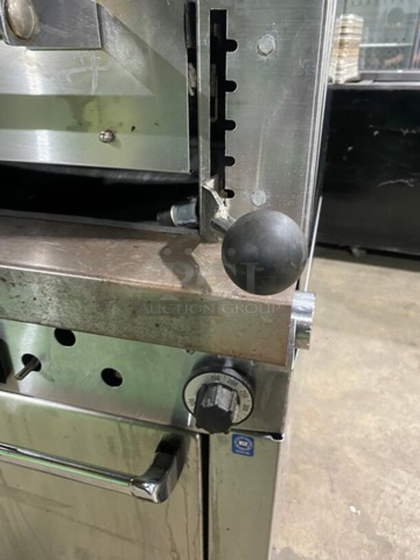 Garland Commercial Natural Gas Powered Upright Double Oven Char Broiler Grill! All Stainless Steel! - Image 8 of 9