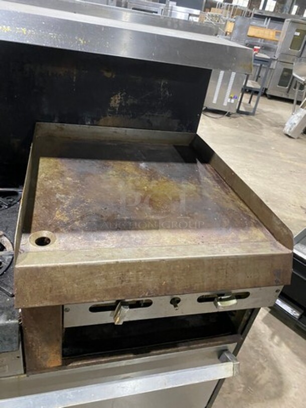 Garland Commercial Natural Gas Powered 6 Burner Stove With Right Side Flat Griddle! Griddle Has Side Splashes! With Raised Back Splash And Salamander Shelf! With 2 Oven Underneath! Metal Oven Racks! All Stainless Steel! On Legs! Working When Removed! - Image 7 of 9